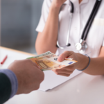 Platby od pacientov je potrebné riadne účtovať a vydávať doklady o zaplatení