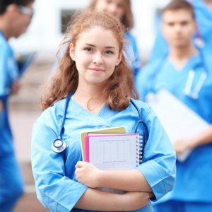 Budú môcť byť študenti považovaní za zdravotníckych pracovníkov aj mimo krízovej situácie