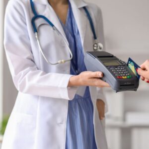 Za čo môže pacient platiť? Hranice poplatkov v ambulancii